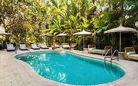 Hotel Trouvail Miami Beach